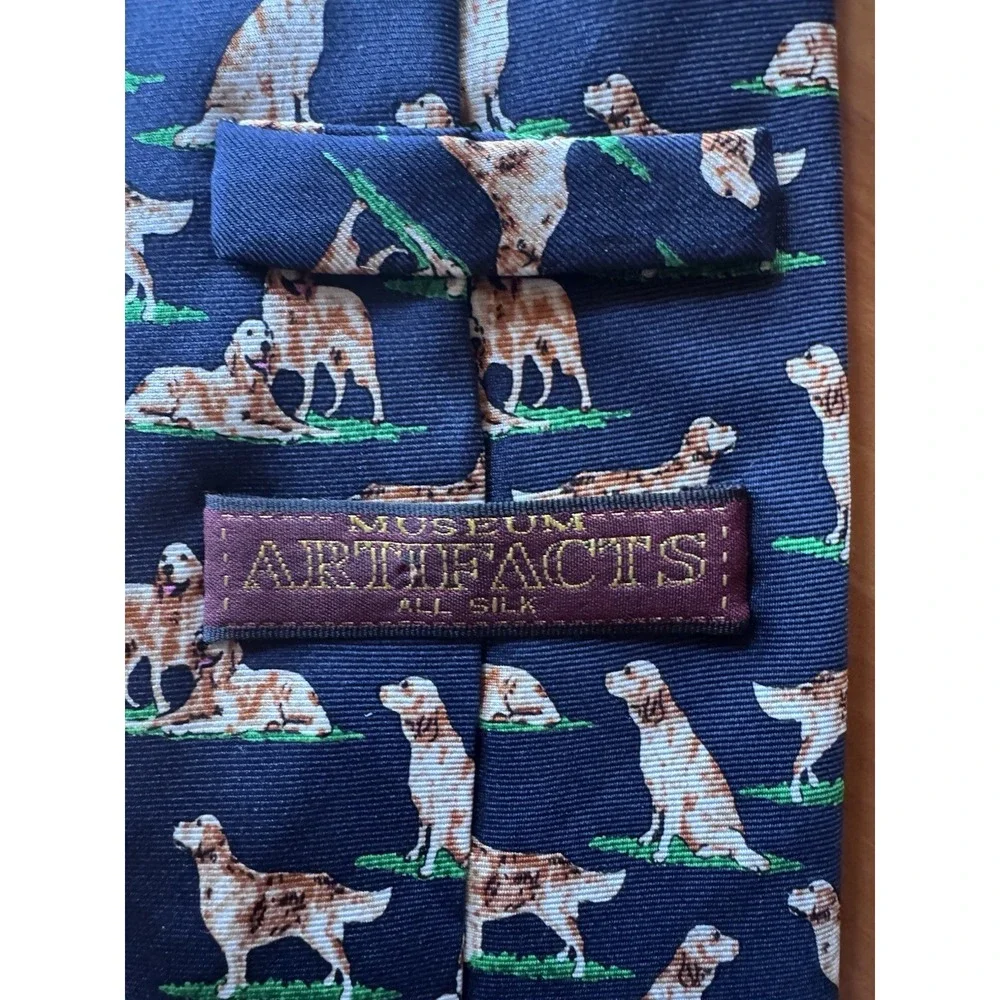 Museum Artifacts Men's Blue Labrador Retrievers In Grass Silk Tie